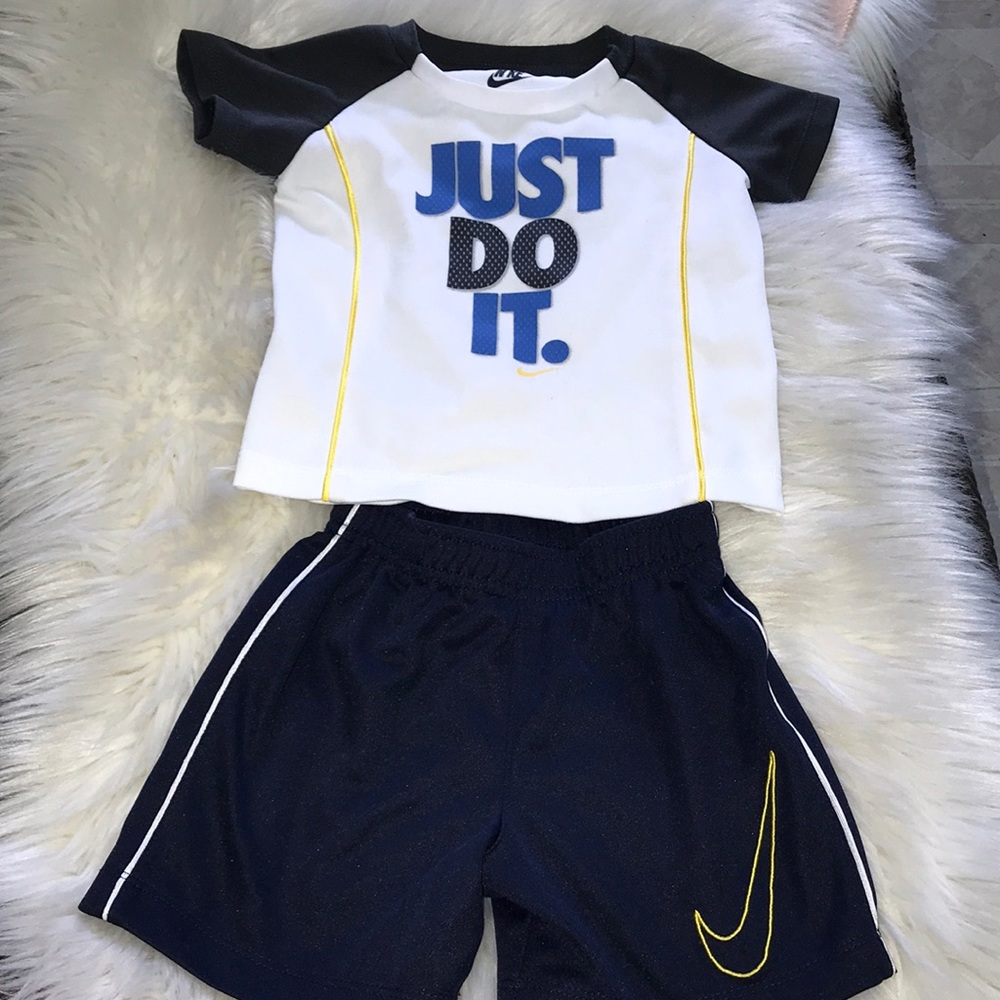 It’s Nike set